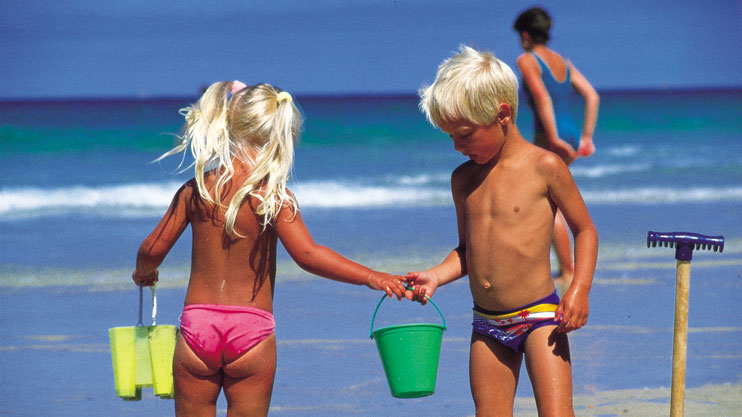 family beach holiday fun Newquay family beach holiday fun Newquay